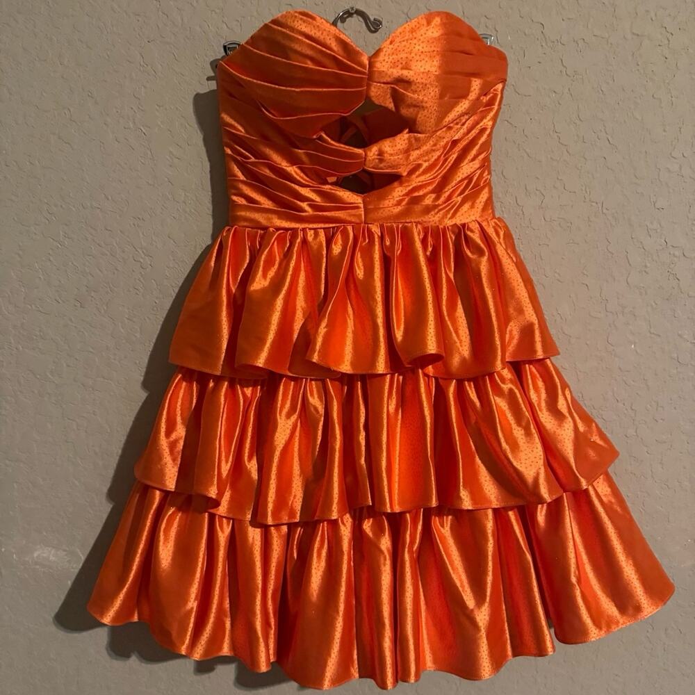 Darling Tangerine Strapless Mini dress w/front cutouts, tiered skirt, Size S/M
